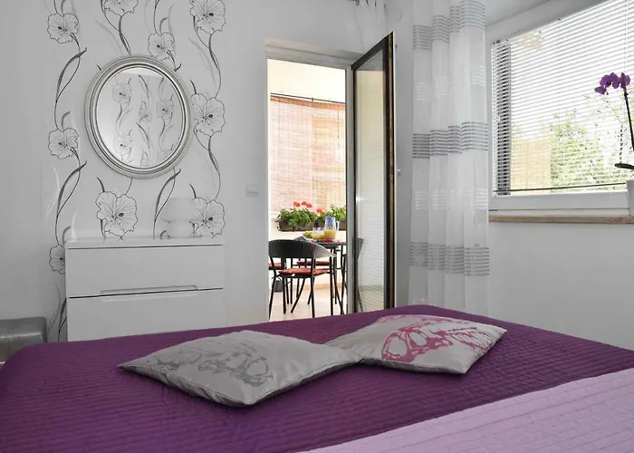 Apartments Ruzica